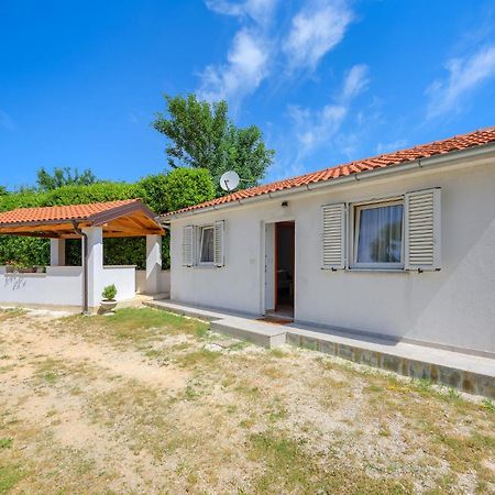 Awesome Home In Zminj With Wifi Εξωτερικό φωτογραφία